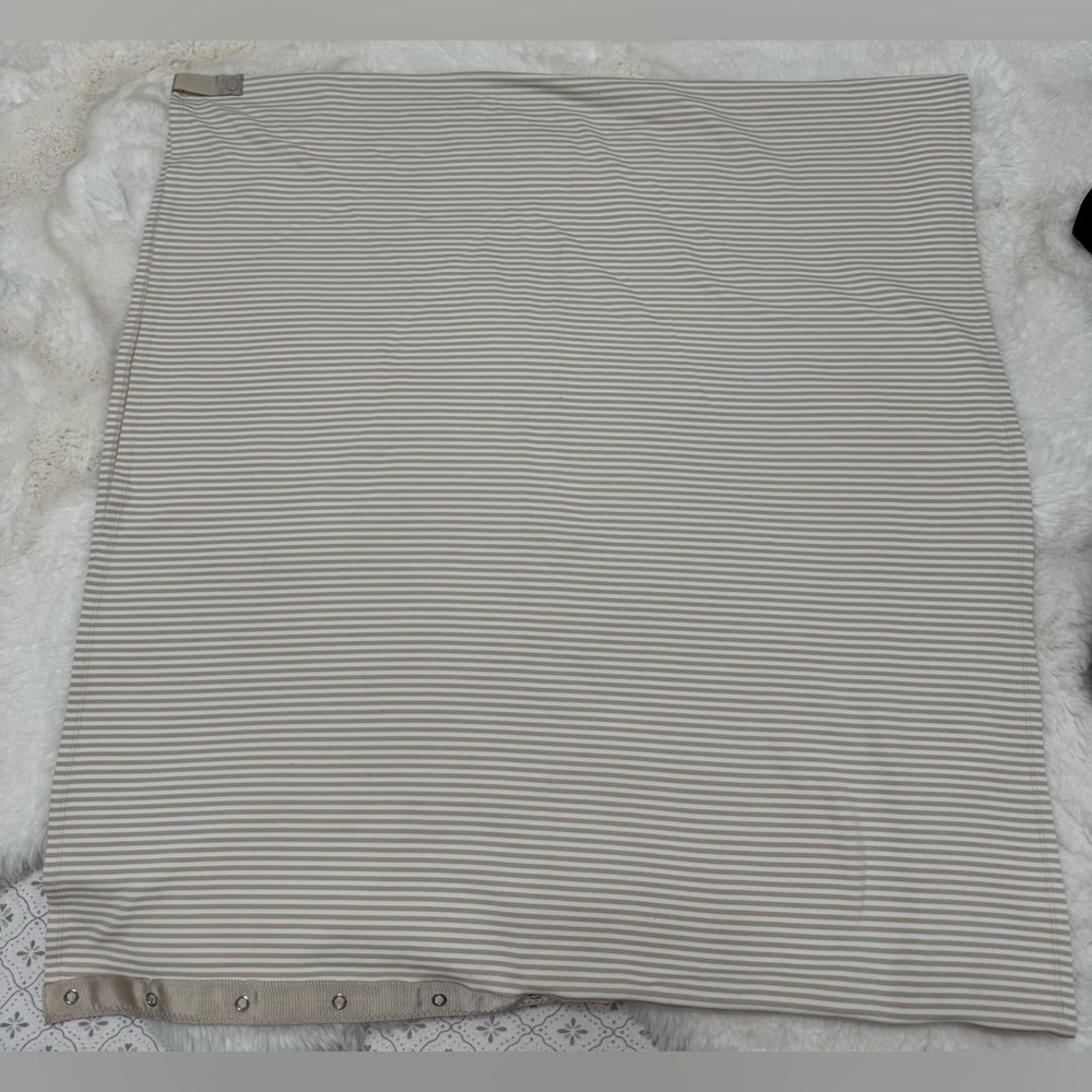 Lululemon Beige Striped Vinyasa Scarf Wrap Convertible Snap Shawl OS